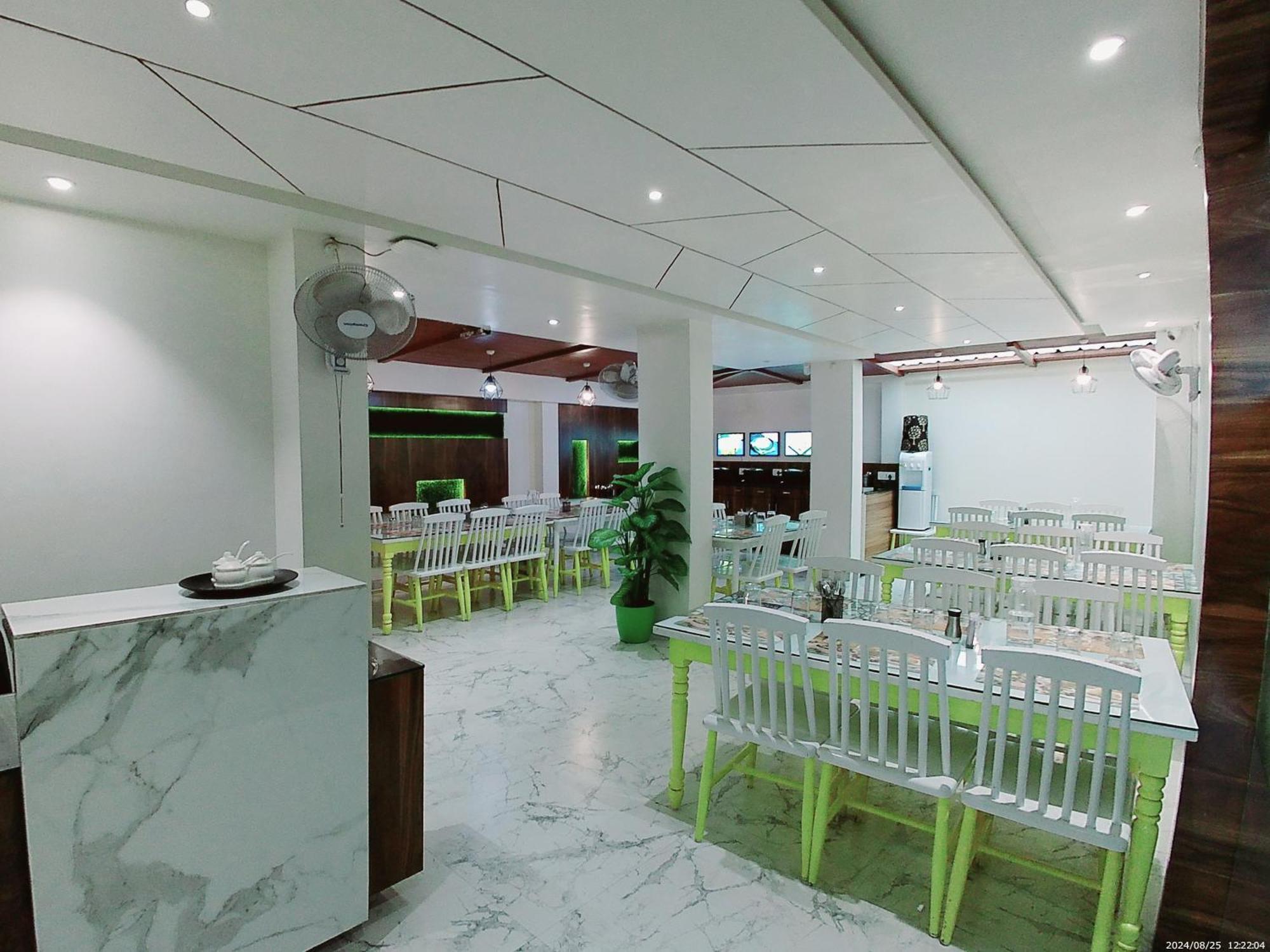 Hotel Sai Pratik, Newly Built Up, Complimentary Shuttle To The Temple Shirdi Eksteriør billede